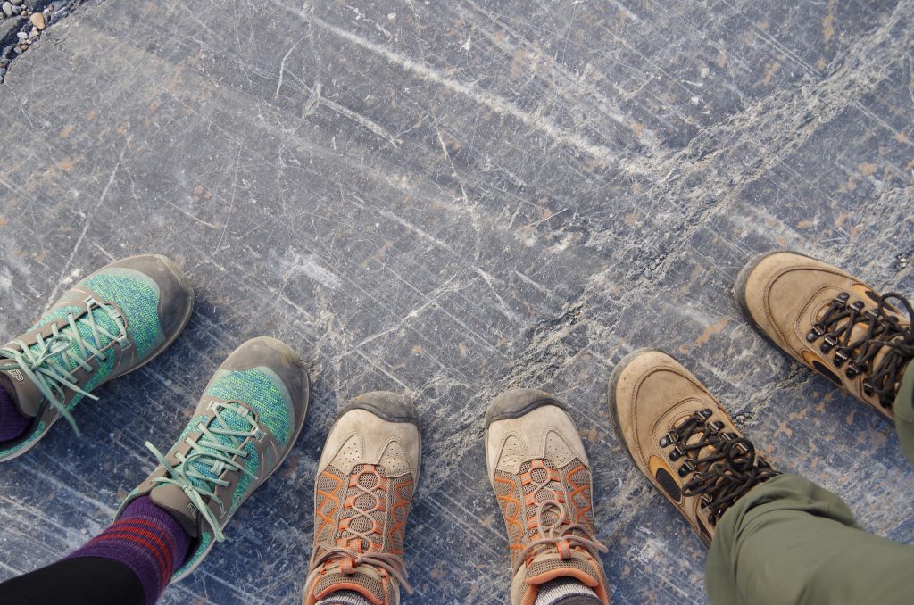 encore apps-hiking-shoes